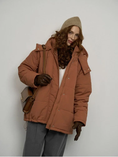 Куртка зимняя с капюшоном